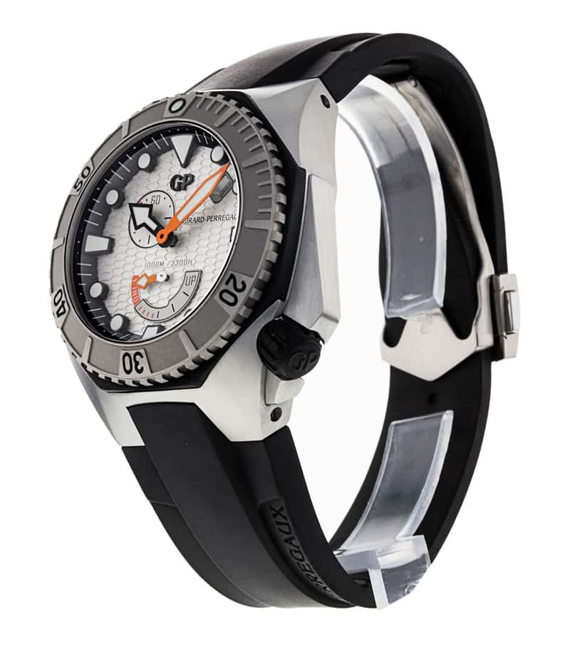 Girard Perregaux Sea Hawk 49960-11-131-FK6A